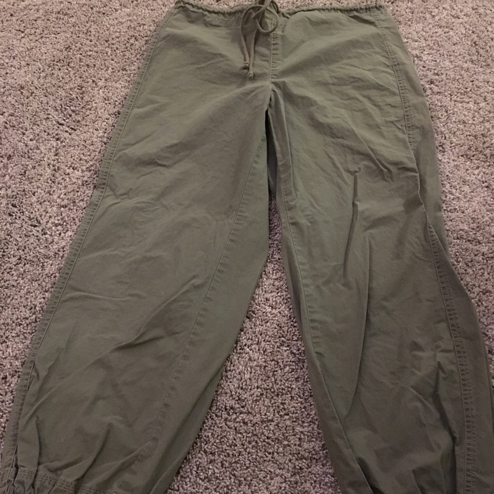 The Limited size 8 lightweight Capri